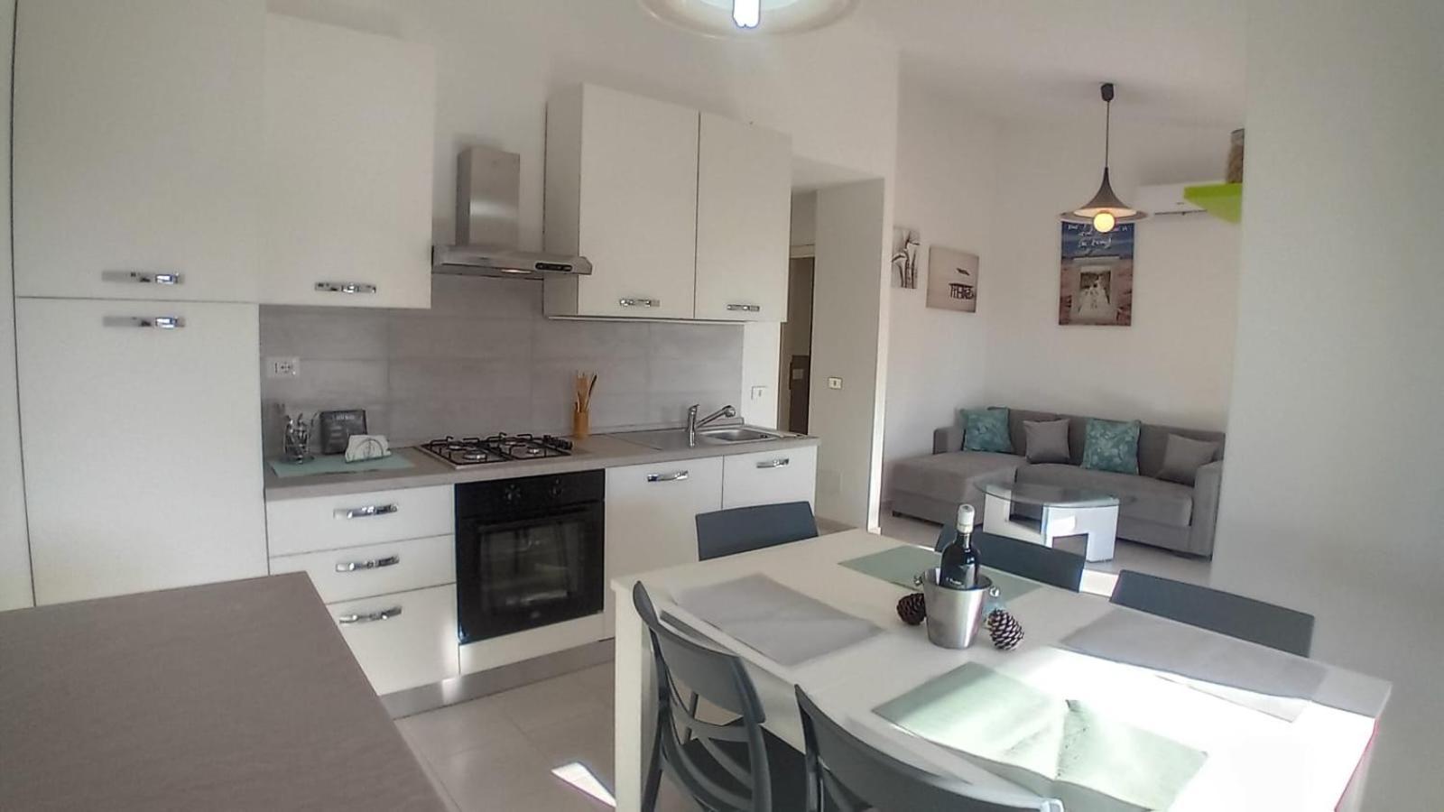 Villini Cala Del Sole - Infinityholidays Costa Paradiso Exteriör bild